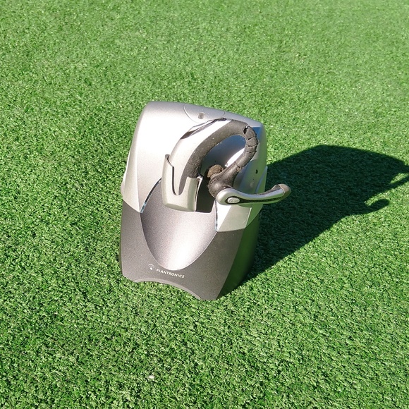 Plantronics Voyager 500A (66427-01) Phone Base Charging Station+Earpiece USED - Picture 1 of 7